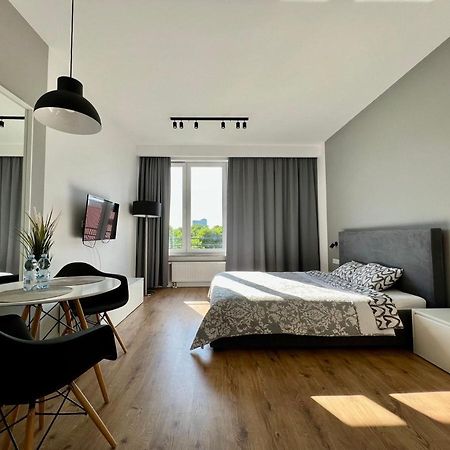 K22 Slawinska 503 Sun-City Apart Warszawa Eksteriør billede
