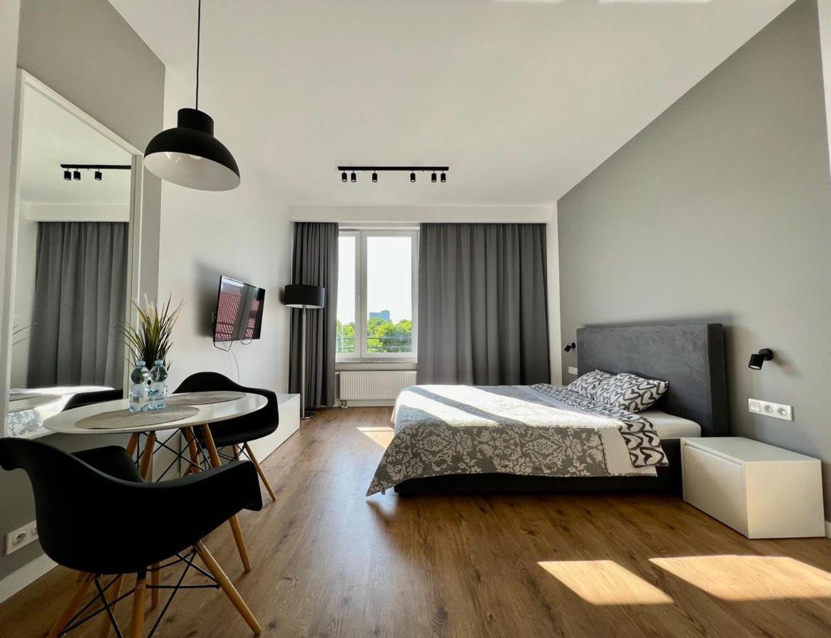 K22 Slawinska 503 Sun-City Apart Warszawa Eksteriør billede