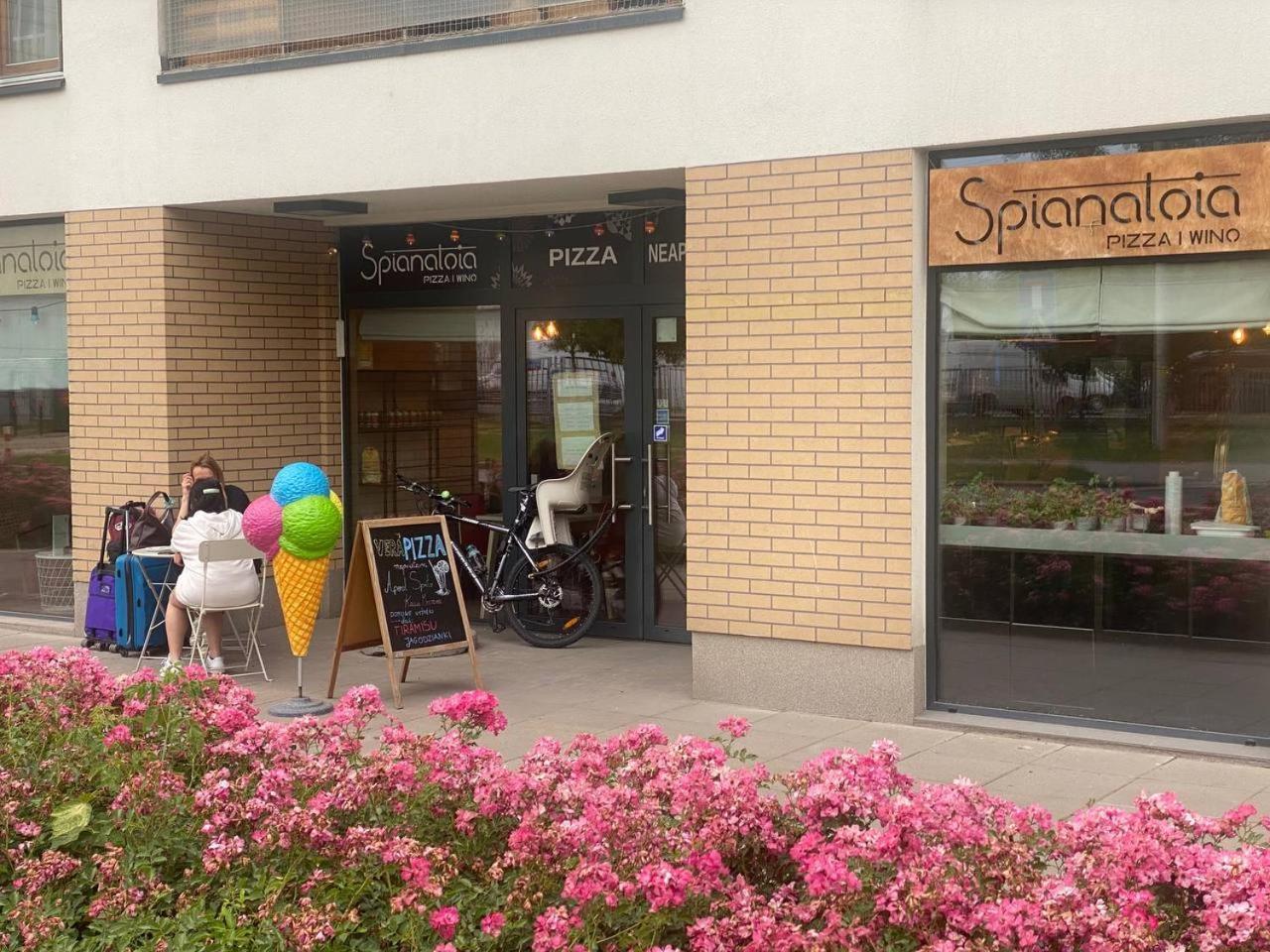K22 Slawinska 503 Sun-City Apart Warszawa Eksteriør billede